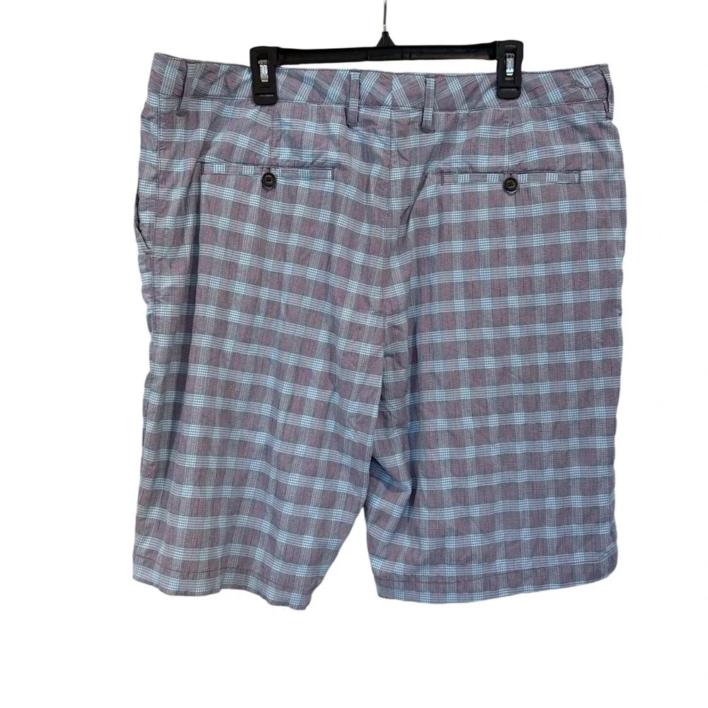 Tommy Bahama Mens Boracay Plaid Shorts Blue Red Stretch Size 40 Flat Front